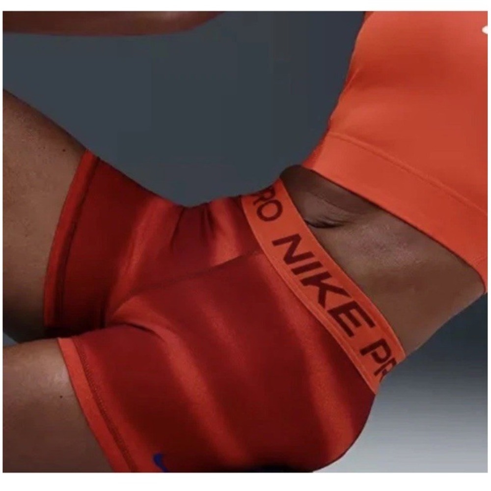 Nike Women's M Pro 3'' Athletic Shorts Mid Rise IH7636 633 Red Striped‎ NWT